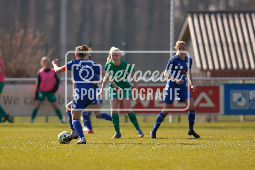 Fußball I Frauen I Saison 2025-2026 I Oberliga Niedersachsen I 17. Spieltag I TuS Lutten - BW Hollage-112 | realhellocedii - Realisiert mit Pictrs.com