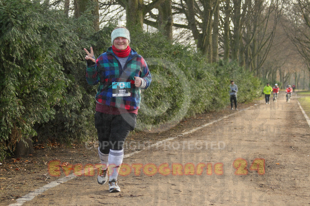241231_1030_EV4_4341 | Sportfotografie im Rhein-Sieg Kreis, Köln, Bonn, NRW, Rheinland Pfalz, Hessen, etc. Unser Tätigkeitsfeld umfasst den Laufsport vom Volkslauf über den Marathon, Duathlon, Triathon bis zum Ultralauf wie Kölnpfad Ultra oder Schindertrail.