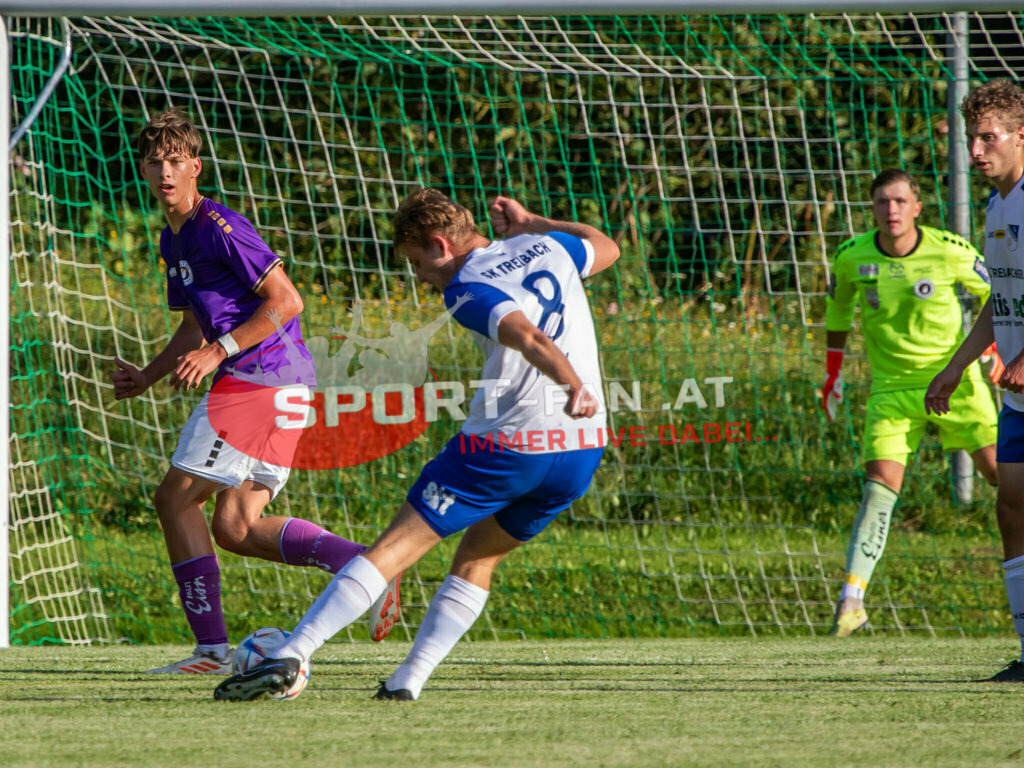 Austria Klagenfurt Amateure - SK Treibach 1-1, Kärntner Liga 2. Runde | Lukas Urnik (SK Treibach #8) Marcel Köstenbauer (Austria Klagenfurt Amateure #21) Austria Klagenfurt Amateure - SK Treibach 1-1 am 08.08.2023 in Brückl
(Sportplatz), Austria, (Photo by Ernst Krawagner sport-fan.at) - Realisiert mit Pictrs.com