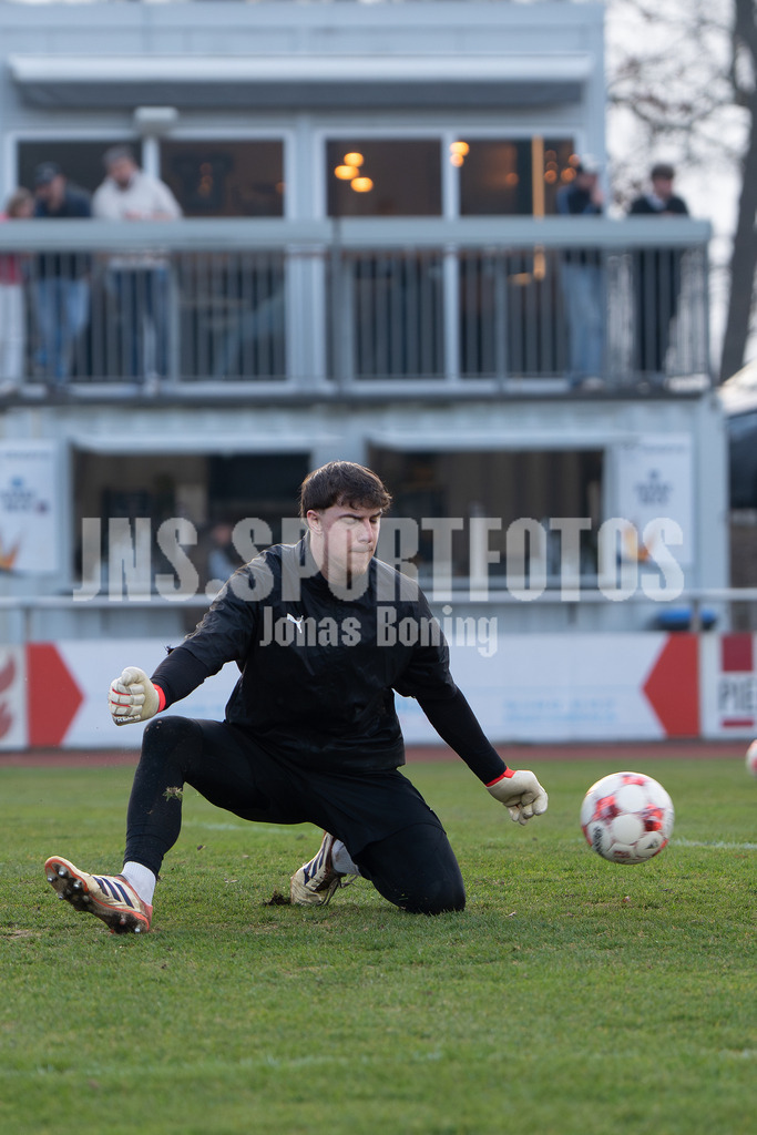 Fußball I Herren I Saison 2025-2026 I Regionalliga Nord I 25. Spieltag I TuS Blau-Weiß Lohne - Werder Bremen II I 5739 | Pascal Fabian Kokott (34, TuS BW Lohne) - Realisiert mit Pictrs.com
