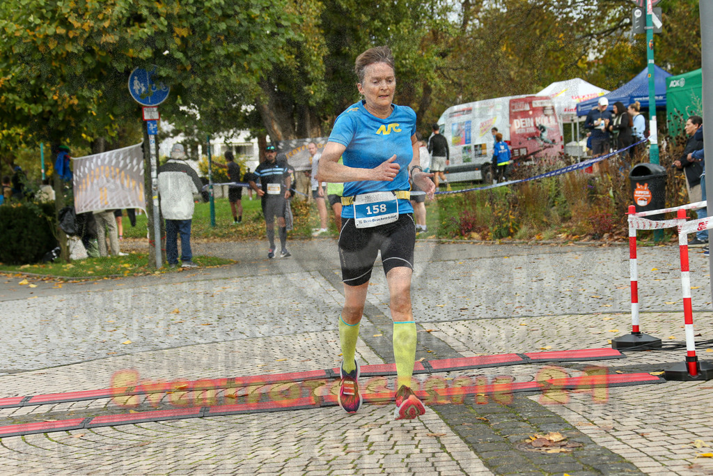 241020_1016_EX1_8499 | Sportfotografie im Rhein-Sieg Kreis, Köln, Bonn, NRW, Rheinland Pfalz, Hessen, etc. Unser Tätigkeitsfeld umfasst den Laufsport vom Volkslauf über den Marathon, Duathlon, Triathon bis zum Ultralauf wie Kölnpfad Ultra oder Schindertrail.
