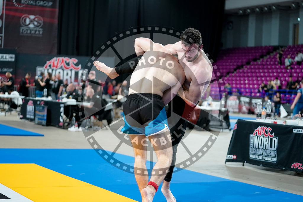 20250518PBB2855 | Athletes compete during the second day of the ADCC Amateur World Championship on May 18, 2025 in Warsaw, Poland. © Chiara Dazi / photoblackbelt
