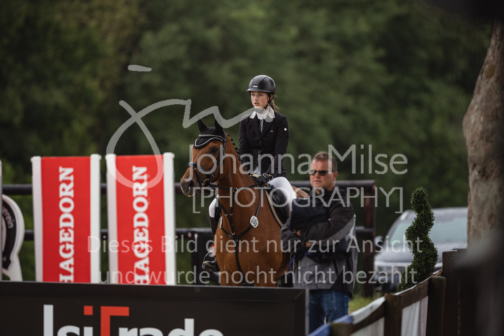 230727_BHO_Stil-L2-220 | Deine schönsten Turniermomente als professionelle Fotos! Entdecke hochwertige Pferdesport-Fotografie im Online-Shop. Jetzt Fotos finden & bestellen!