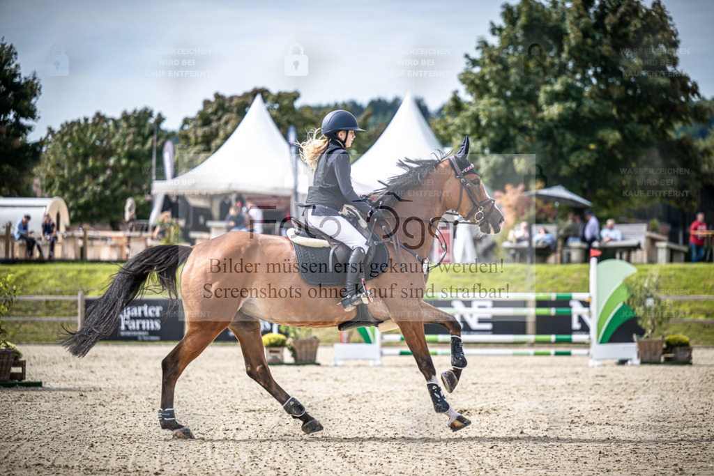 DOS_9292 | Entdecke hochwertige Reitturnierfotos von Foto Oger. Professionell, emotional und authentisch – jetzt Lieblingsmomente im Shop bestellen. - Realisiert mit Pictrs.com