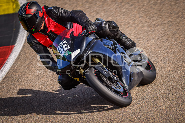 0695-240809_SR-006_695 | Deine Full-Service-Agentur für ✔️Videoproduktionen und ✔️Motorsportfotografie Jetzt Angebot anfragen!