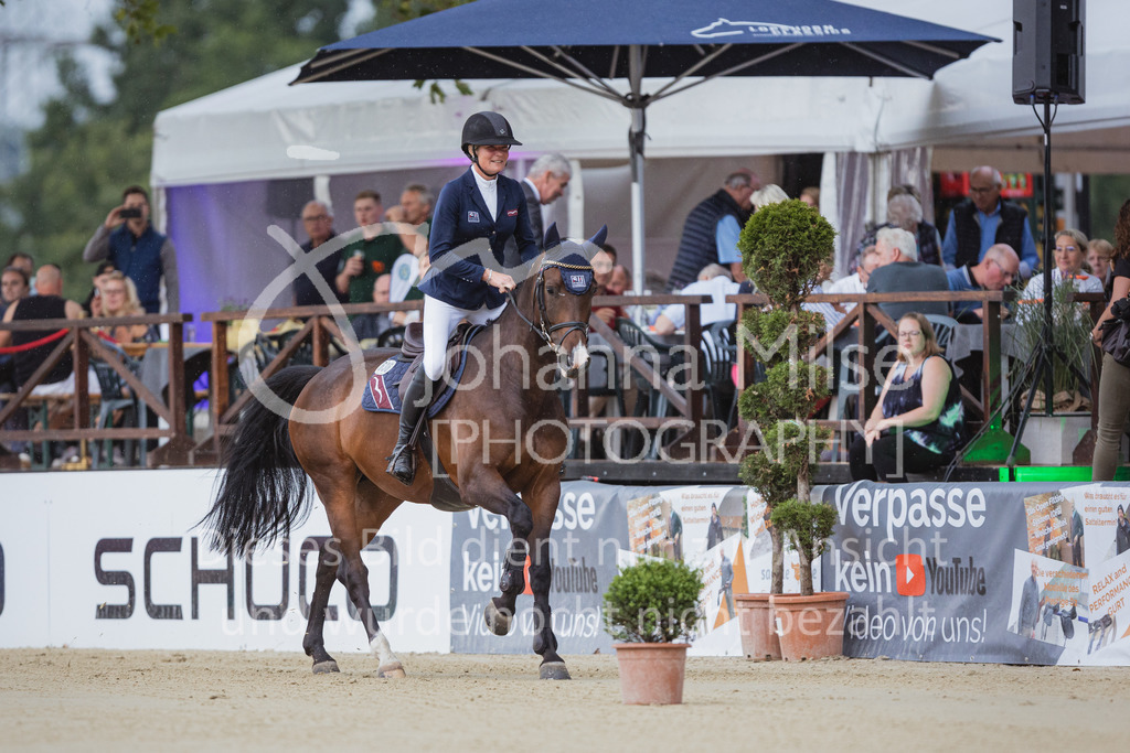 220729_BHO_GT_M2-Spr_2-759 | Deine schönsten Turniermomente als professionelle Fotos! Entdecke hochwertige Pferdesport-Fotografie im Online-Shop. Jetzt Fotos finden & bestellen!