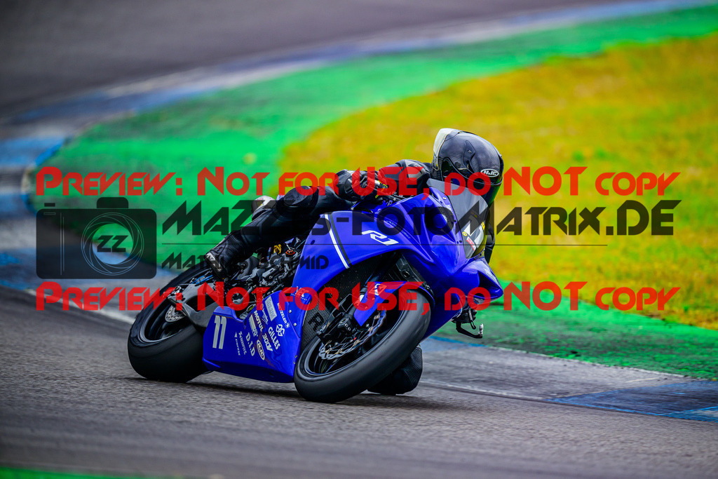 MaZZes_FotoMatrix_240614_6007705_3820 | GELB