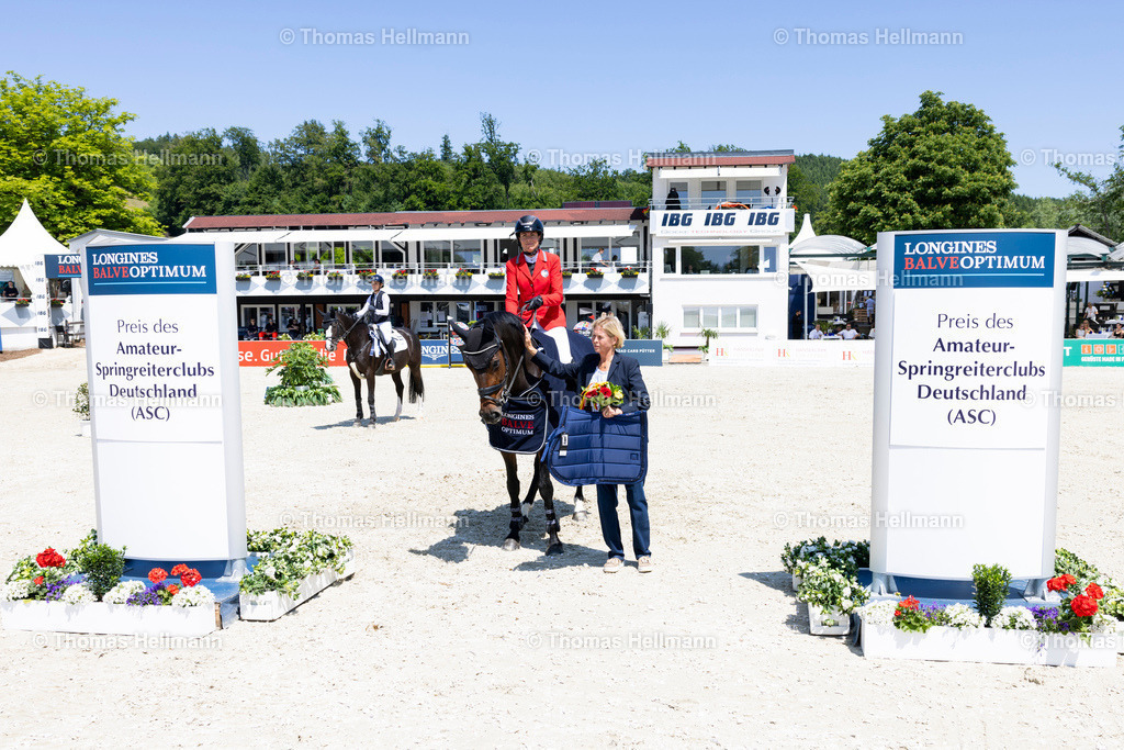 TH_371 Heike Jahncke_ Lillemor_30665 | Longines Balve Optimum 2025 am 12.06.25 in Balve, Schloss Wocklum, 371 Heike Jahncke, Lillemor