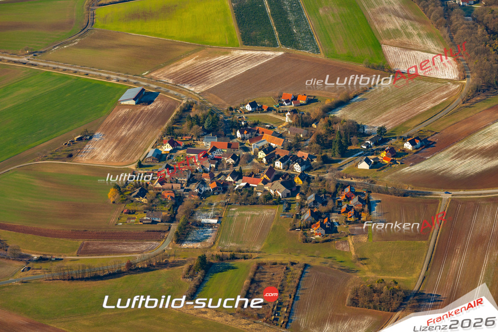 Die Luftbildaufnahme Obergereuth -  wurde 2019 mittels Flugzeug (keine Drohne) erstellt. Perfekte Schärfe und Druck- Ergebnisse- Garantiert!