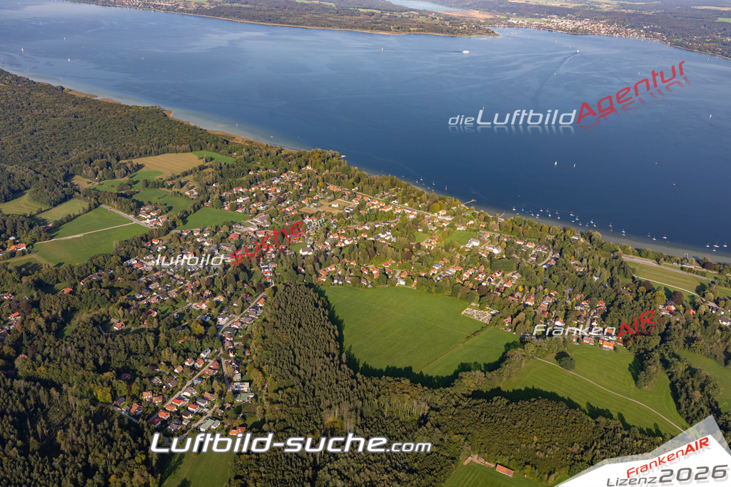 Aktuelles Luftbild von Riederau  - Die Luftaufnahme wurde 2020 mittels UL-Flugzeug erstellt ( keine Drohne ) - hochauflösende Kamera-Systeme von  Canon -Beste Qualität - Für grossformatige Ausdrucke geeignet. Die Geschenkidee !