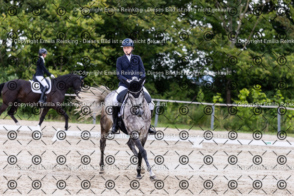 CL5A2246 | Emilia Reinking Fotografie - Realisiert mit Pictrs.com