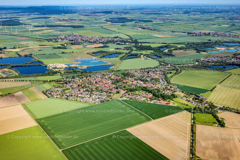 Rössing_ELS_4388050623 | RöSSING 05.06.2023 Dorf - Ansicht in Rössing im Bundesland Niedersachsen, Deutschland. // Village view in Roessing in the state Lower Saxony, Germany. Foto: Martin Elsen