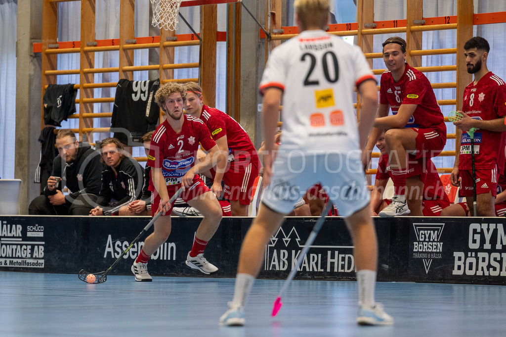 Strängnäs IBK vs Höllvikens IBF - 30. September 2023 | Strängnäs IBK vs Höllvikens IBF
Thomas Arena, Strängnäs
Lukas Bemström (#2 Strängnäs IBK).
Bild: Sportfotografie Markus Aeschimann | www.markus-aeschimann.ch - Realisiert mit Pictrs.com