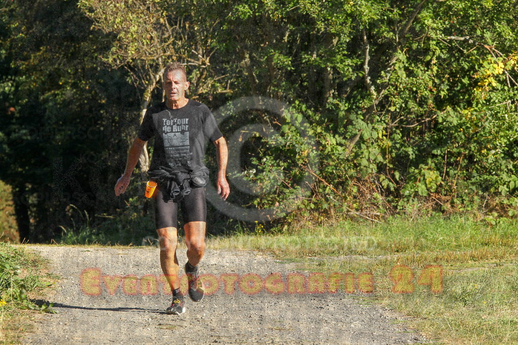 250830_1707_EV4_4751 | Sportfotografie im Rhein-Sieg Kreis, Köln, Bonn, NRW, Rheinland Pfalz, Hessen, etc. Unser Tätigkeitsfeld umfasst den Laufsport vom Volkslauf über den Marathon, Duathlon, Triathon bis zum Ultralauf wie Kölnpfad Ultra oder Schindertrail.