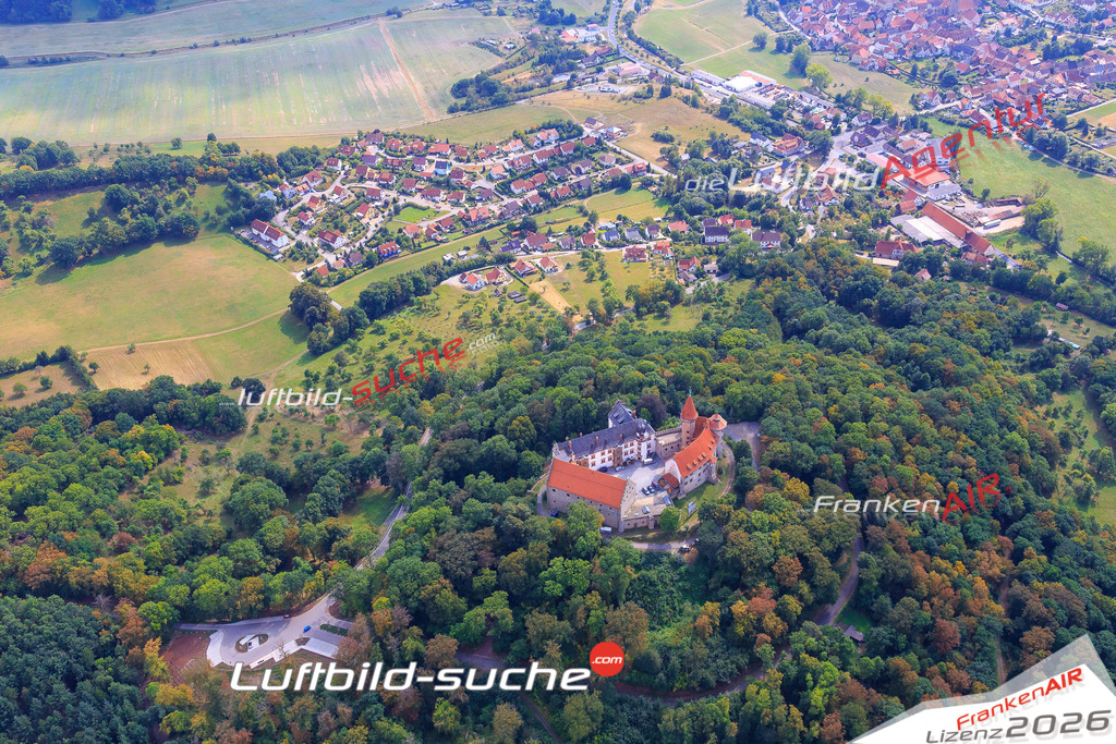 Die Luftaufnahme der Stadt Bad-colberg-heldburg wurde vom UL-Flugzeug heraus erstellt ( keine Drohne )- hohe Auflösung für beste Qualität
