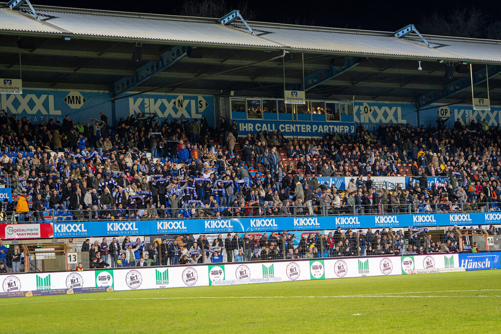 Fußball I Herren I Saison 2025-2026 I Regionalliga Nord I 24. Spieltag I SV Meppen - Hamburger SV II I 1422 | Fans vom SV Meppen  - Realisiert mit Pictrs.com