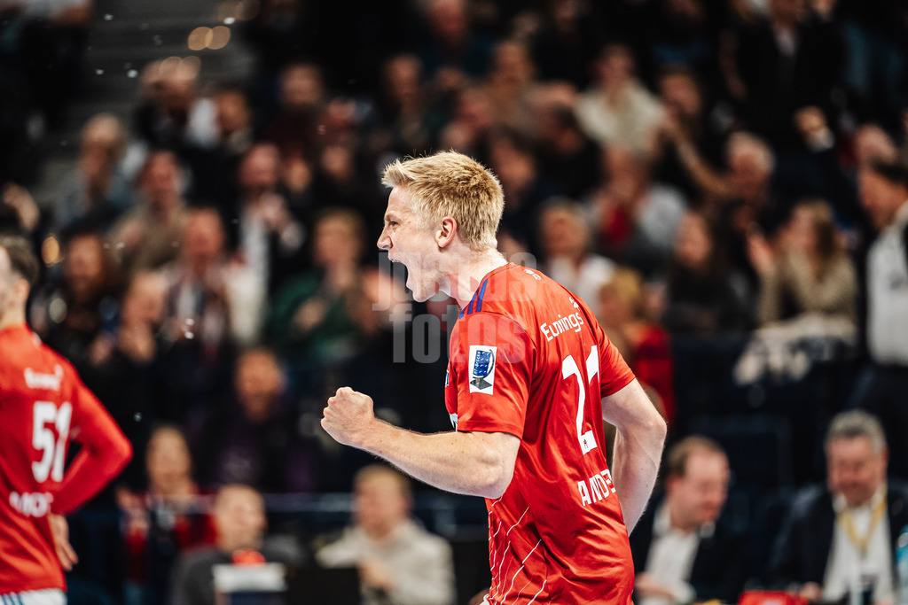 Handball | Männer | Saison 2024/2025 | DAIKIN Handball-Bundesliga | 10. Spieltag || Handball Sport Verein Hamburg vs. Füchse Berlin | 18.11.2024 | Frederik Andersen (#21, Handball Sport Verein Hamburg) jubelt nach seinem Tor