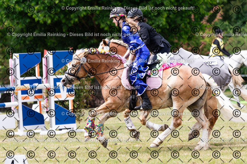 CL5A8095 | Emilia Reinking Fotografie - Realisiert mit Pictrs.com