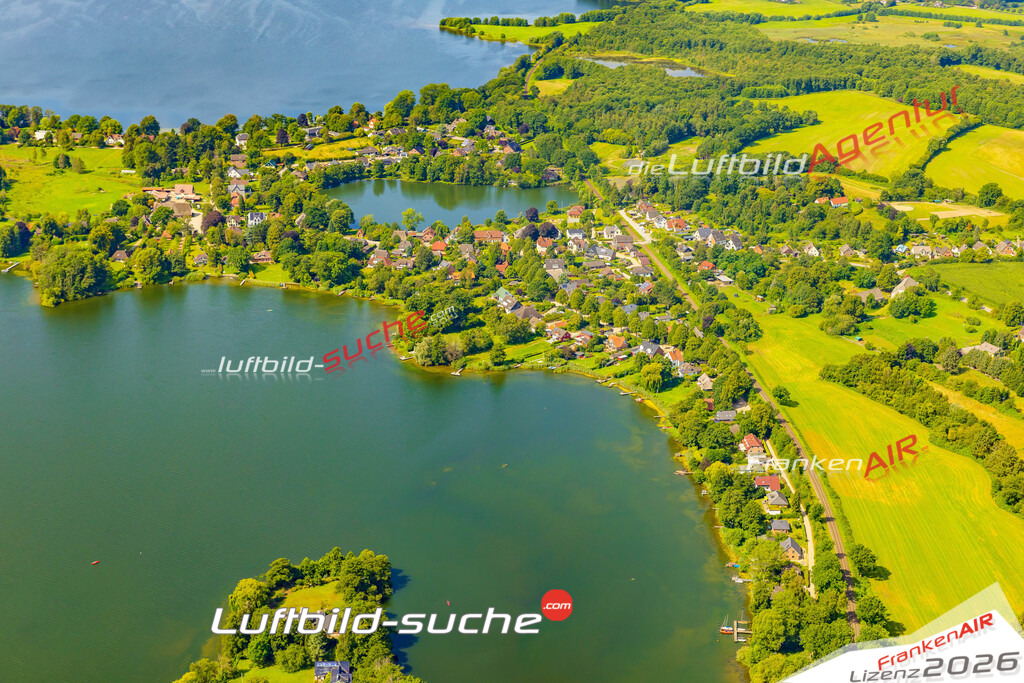 Schöne Luftaufnahme als Geschenk in Timmdorf Seeufer Malente - Die Luftbildaufnahme wurde 2025 vom UL-Flugzeug heraus erstellt ( keine Drohne ) - Hochauflösende Luftaufnahme -Nicht vergleichbar mit Google Maps oder Satelittenbilder- Die Geschenkidee !Mit Lizenz und Bildrechte bestellbar