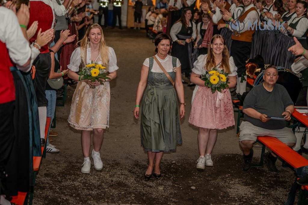 DSC_4439 | "Fussifoto.com – Ihr Ansprechpartner für hochwertige Fotografie! Entdecken Sie kreative Bilder und professionelle Dienstleistungen. Kontaktieren Sie uns für Ihre Projekte!"