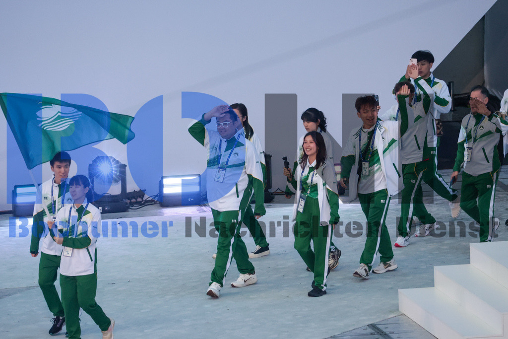 SES_TTGOPC20250716-92 | bond - Realisiert mit Pictrs.com