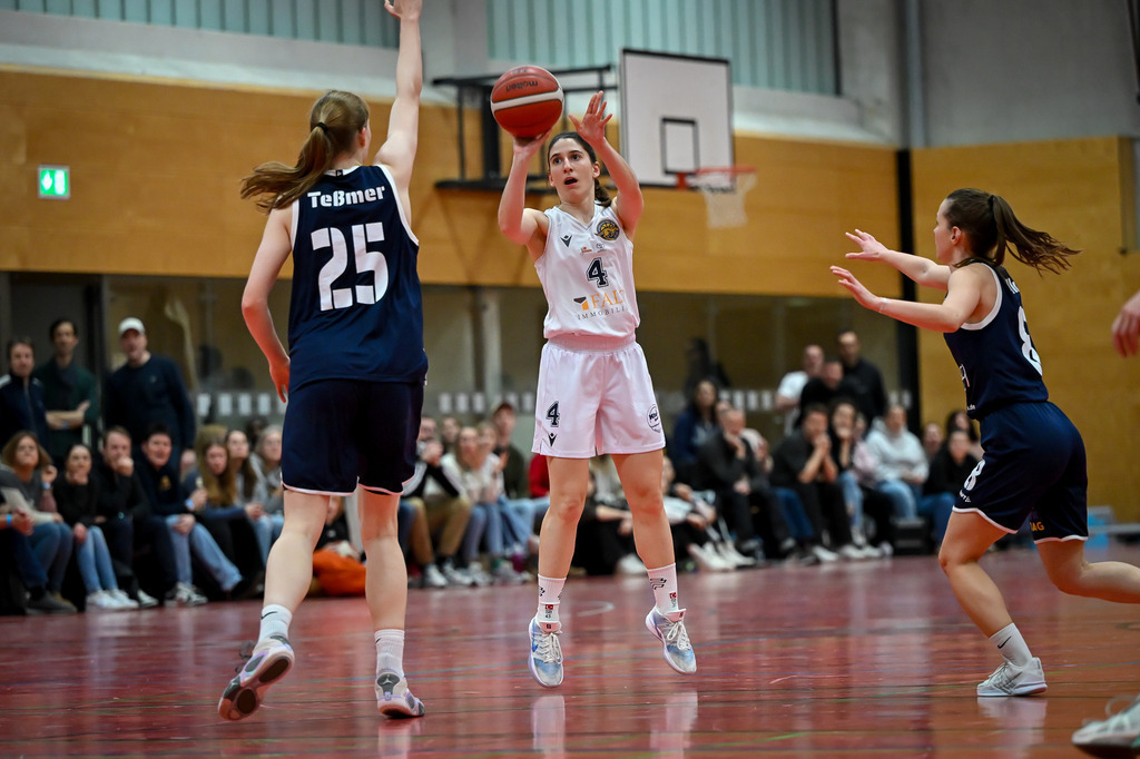 gml_100 | Fotos von Basketballspielen aus dem Raum NRW fotografiert von Gero Mueller-Laschet und Daniel Schaefer - Realisiert mit Pictrs.com