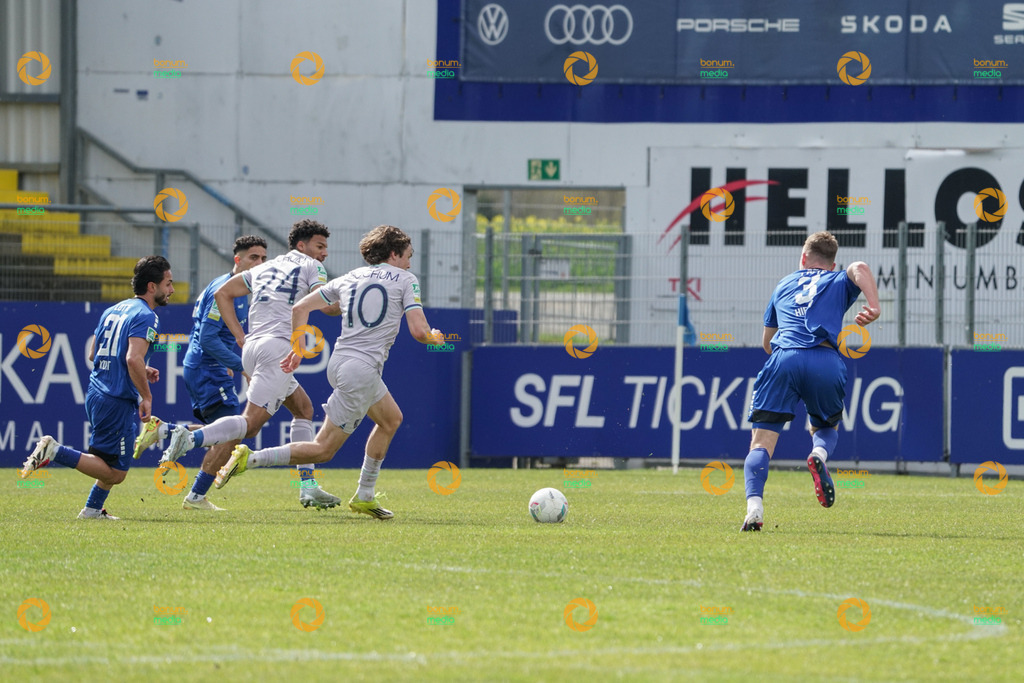 VfL Sportsfreunde Lotte vs. VfL Bochum II U23 - Regionalliga West - 28. Spieltag 2026 | Louis Köster, 10Jonathan Akaegbobi, 24Louis Hiepen, 3 - Realisiert mit Pictrs.com