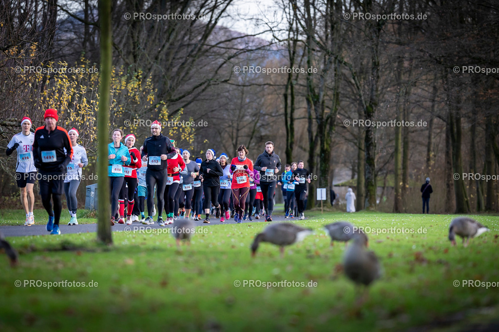 Bonner Nikolauslauf in Bonn, 08.12.2024 | Impressionen vom Bonner Nikolauslauf am 08.12.2024 in Bonn (Freizeitpark Rheinaue). Foto: BEAUTIFUL SPORTS/Axel Kohring