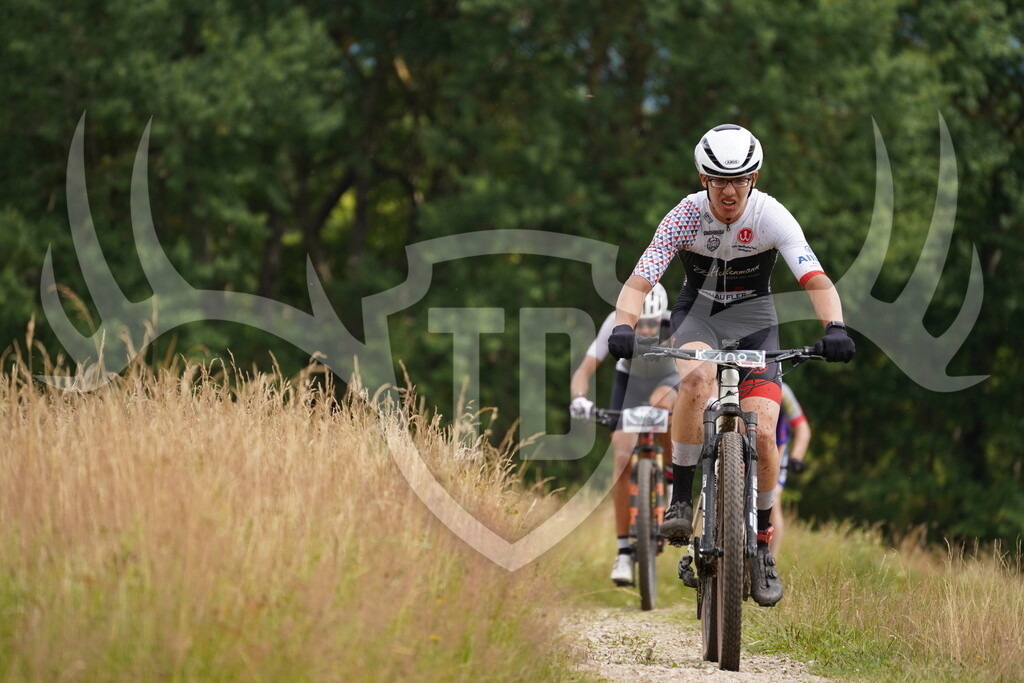 DSC05321 | Fotogalerie der Treibjagd im Dunkelwald - Dein MTB Etappenrennen im Erzgebirge - Realisiert mit Pictrs.com