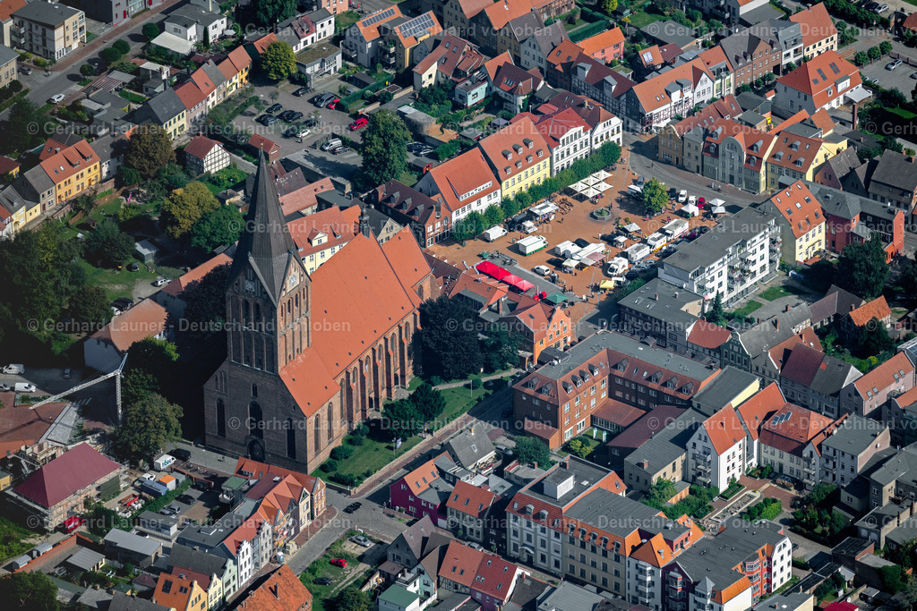 4061751 | BARTH 08.09.2021 Kirchengebäude der Marienkirche in Barth im Bundesland Mecklenburg-Vorpommern, Deutschland. // Church building Marienkirche in Barth in the state Mecklenburg - Western Pomerania, Germany. Foto: Gerhard Launer