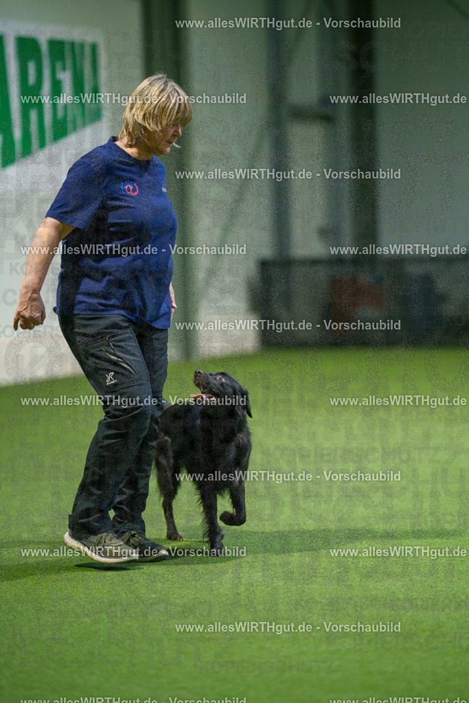 7R500013 | Professionelle Tierfotografie in Mönchengladbach von Daniel Wirth (allesWIRTHgut). Liebevolle & natürliche Bilder von Hunden & Katzen für unvergessliche Erinnerungen.