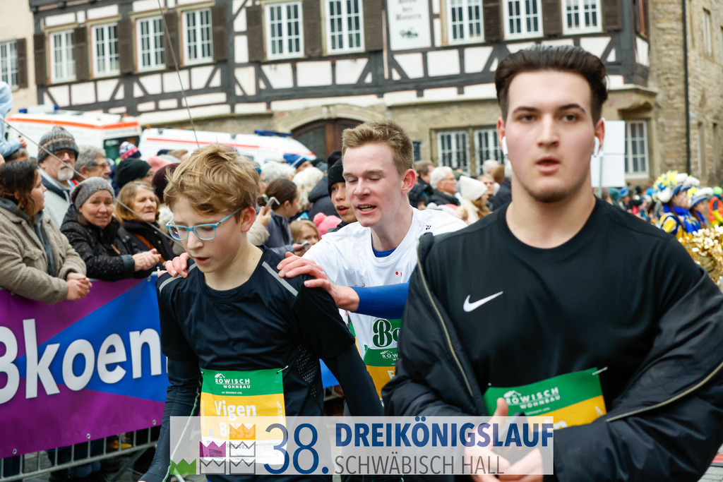 5km Roewisch Wohnbau Cup | 3 Koenigslauf 2024 5km Roewisch Wohnbau Cup - Realisiert mit Pictrs.com