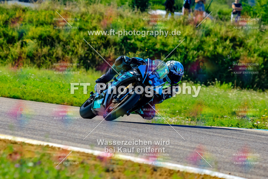 044-2149 | Hier findet Ihr Bilder von Touristenfahrten auf der Nürburgring Nordschleife oder von anderen Veranstaltungen die ich besucht habe. Viel Spass beim Durch Schauen 