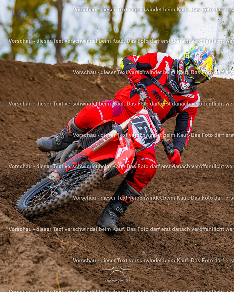 10_25_MCBernauerSchleife-6457 | Sportfotografin aus Berlin-Brandenburg mit Fokus auf Motocross. Ich halte deine sportliche Leistung und echte Emotionen auf und neben der Strecke professionell fest. Entdecke die Fotos von deinem Rennen und bestelle sie direkt hier im Shop.