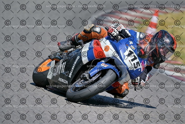 25bt04-0691 | markuskiefer.com - Realisiert mit Pictrs.com