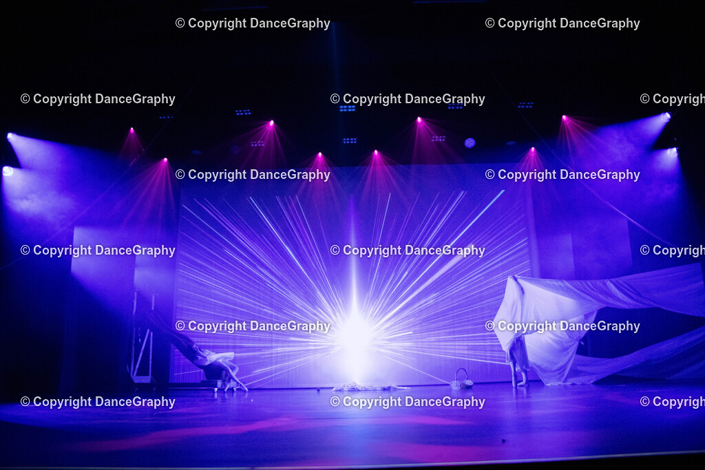 GPHY3328 | DanceGraphy - Realisiert mit Pictrs.com