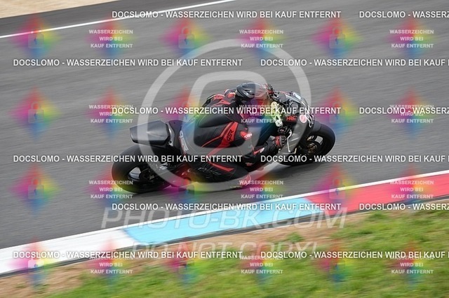 2025_07_25_PBK_11575 | Sportfotografie; SlowMotion; Video; Rennstrecke; Hafeneger; RSE; Speer; Trackday; Motorsportarena; Hockenheimring; Brno; Most; Barcelona; Valencia, Benny; Kaetzmer;