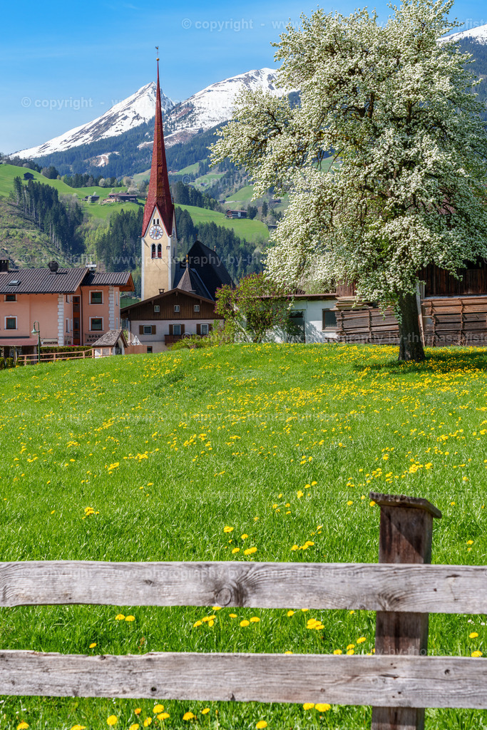 Uderns Frühling copyright  Thomas Pfister-1 | PHOTOGRAPHY BY THOMAS PFISTER
