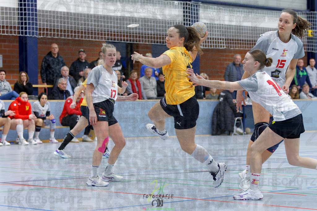 Frauen Oberliga Mitte (HHV); HSG Eibelshausen/Ewersbach - HSG Wettenberg II | Frauen Oberliga Mitte (HHV); HSG Eibelshausen/Ewersbach - HSG Wettenberg II am 13.12.2025 in Steinbrücken (Sporthalle am Hammerweiher)Photo © 2025 - Jörg Heinrich - Realisiert mit Pictrs.com