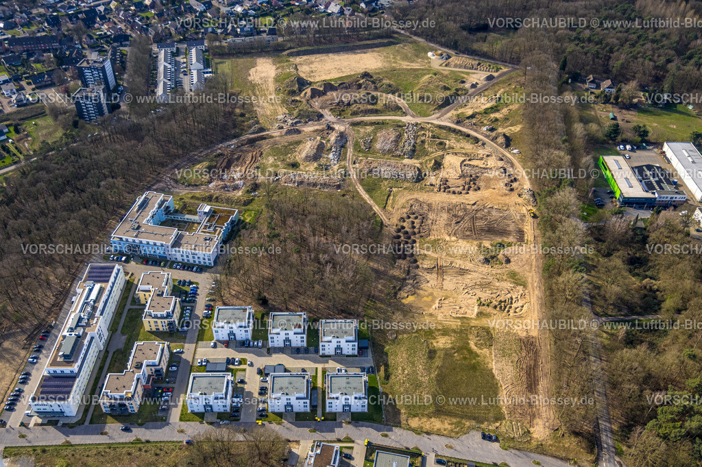 Emmerich240313467 | Luftbild, Neubebauung Kasernengelände, Baugebiet Georg-Elser-Straße, neues Wohngebiet Moritz-von-Nassau-Straße und Mona Gewerbepark, ehemalige Moritz-von-Nassau-Kaserne, Emmerich, Emmerich am Rhein, Nordrhein-Westfalen, Deutschland