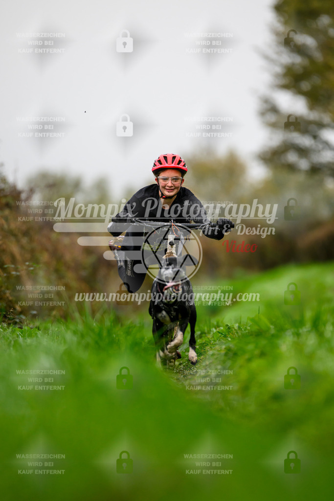 MompixPhotography_20TSB_E8_DS1-33 | PayLife
