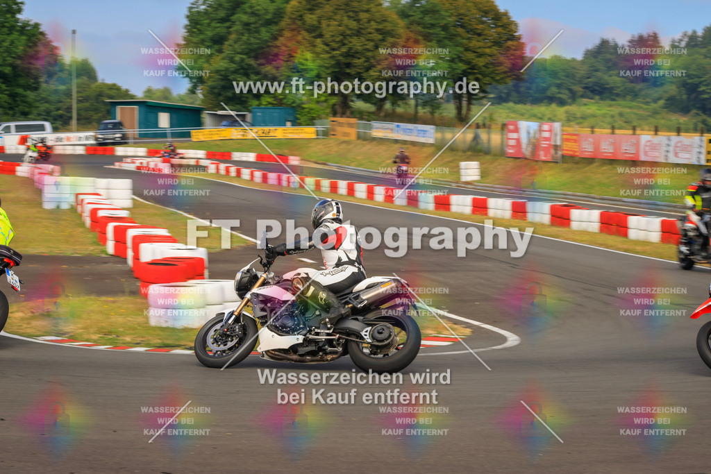 _DSK2134 | Hier findet Ihr Bilder von Touristenfahrten auf der Nürburgring Nordschleife oder von anderen Veranstaltungen die ich besucht habe. Viel Spass beim Durch Schauen 