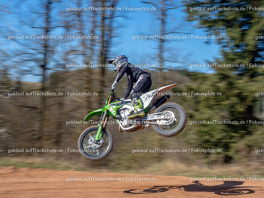 Schweyen040525-21 | Trackshots.de / Fokuspfalz.de - Realisiert mit Pictrs.com