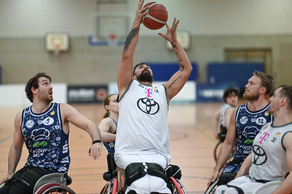 gml_063 | Fotos von Basketballspielen aus dem Raum NRW fotografiert von Gero Mueller-Laschet und Daniel Schaefer - Realisiert mit Pictrs.com