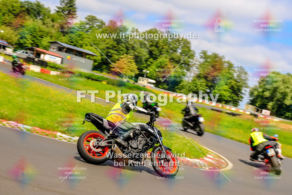 VBK-8218 | Hier findet Ihr Bilder von Touristenfahrten auf der Nürburgring Nordschleife oder von anderen Veranstaltungen die ich besucht habe. Viel Spass beim Durch Schauen 