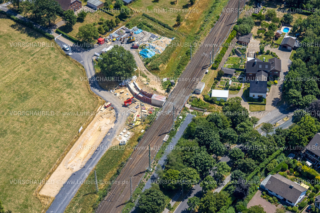 Voerde220702878 | Luftbild, Baustelle Eisenbahnüberführung, Personentunnel Rönskenstraße, Voerde, Voerde, Ruhrgebiet, Nordrhein-Westfalen, Deutschland