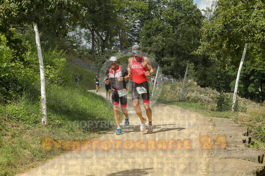 250824_1339_EX1_3159 | Sportfotografie im Rhein-Sieg Kreis, Köln, Bonn, NRW, Rheinland Pfalz, Hessen, etc. Unser Tätigkeitsfeld umfasst den Laufsport vom Volkslauf über den Marathon, Duathlon, Triathon bis zum Ultralauf wie Kölnpfad Ultra oder Schindertrail.