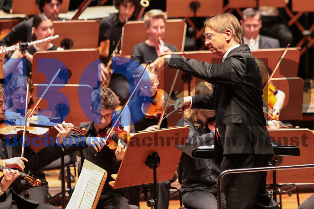 SES_BOCSIN20250609-31 | bond - Realisiert mit Pictrs.com