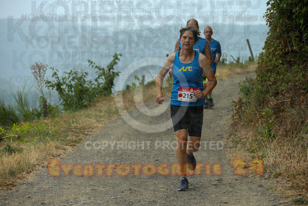 220827_0951_EX1_8538 | Sportfotografie im Rhein-Sieg Kreis, Köln, Bonn, NRW, Rheinland Pfalz, Hessen, etc. Unser Tätigkeitsfeld umfasst den Laufsport vom Volkslauf über den Marathon, Duathlon, Triathon bis zum Ultralauf wie Kölnpfad Ultra oder Schindertrail.