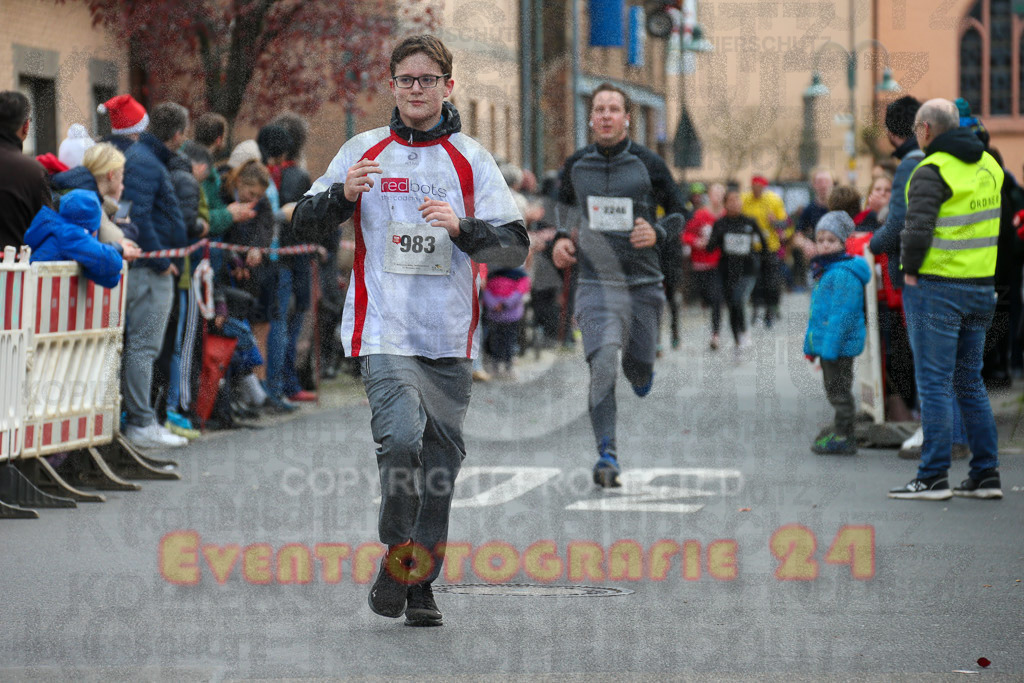 221127_1050_EX1_0961 | Sportfotografie im Rhein-Sieg Kreis, Köln, Bonn, NRW, Rheinland Pfalz, Hessen, etc. Unser Tätigkeitsfeld umfasst den Laufsport vom Volkslauf über den Marathon, Duathlon, Triathon bis zum Ultralauf wie Kölnpfad Ultra oder Schindertrail.